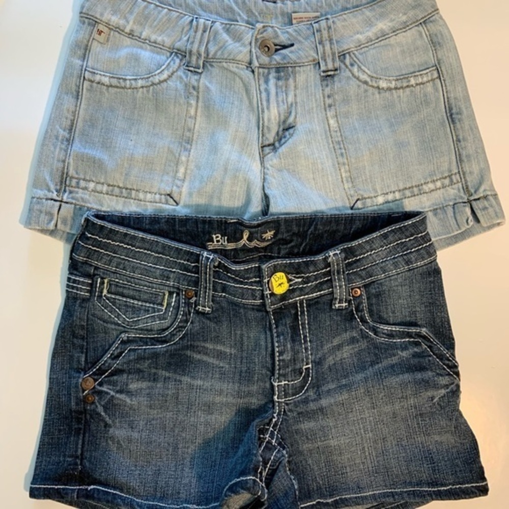BU Malibu & IT Junior Denim Jean Shorts Size 1/2